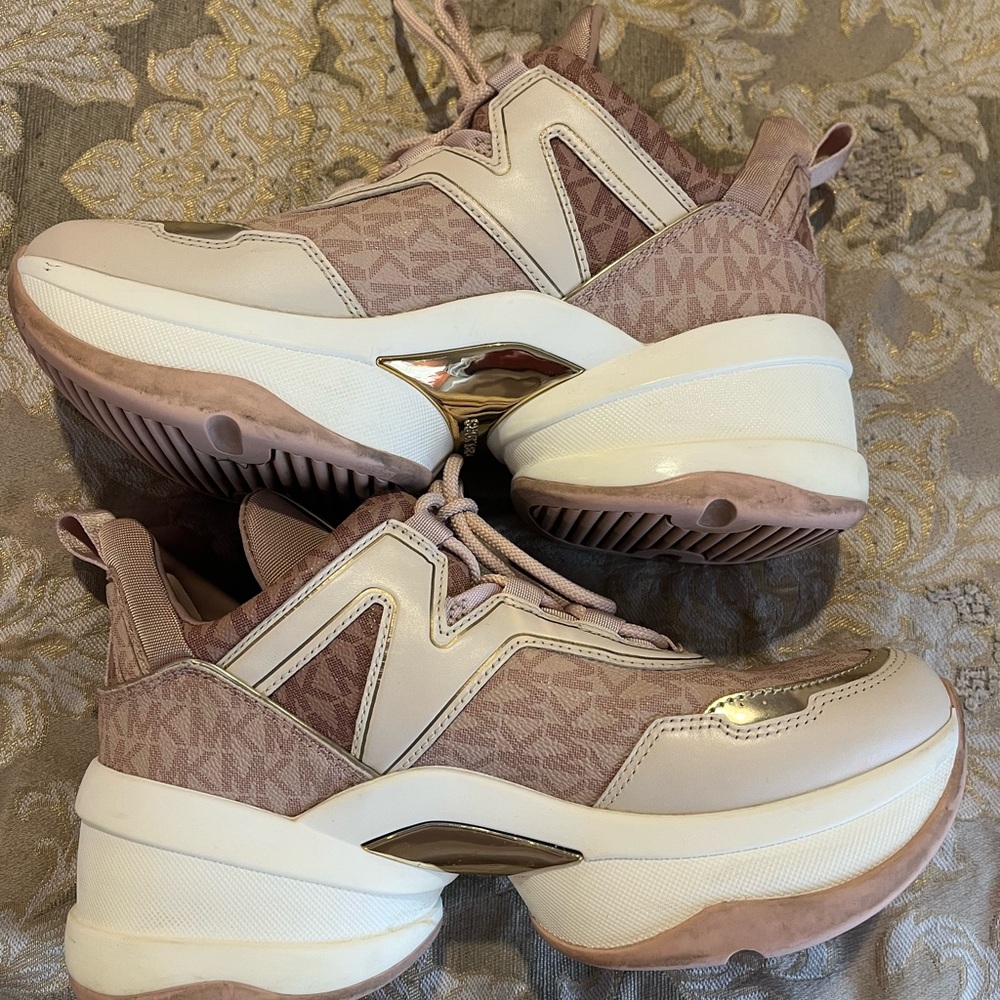 Michael Kors platform sneakers orig. price $275.00 - Picture 3 of 6